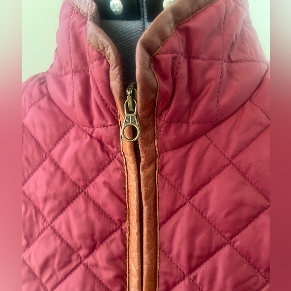 Beretta Sz M LUCIANO BARBERA Italian Burgundy Nylon Quilted Leather Trim Vest - Picture 4 of 15